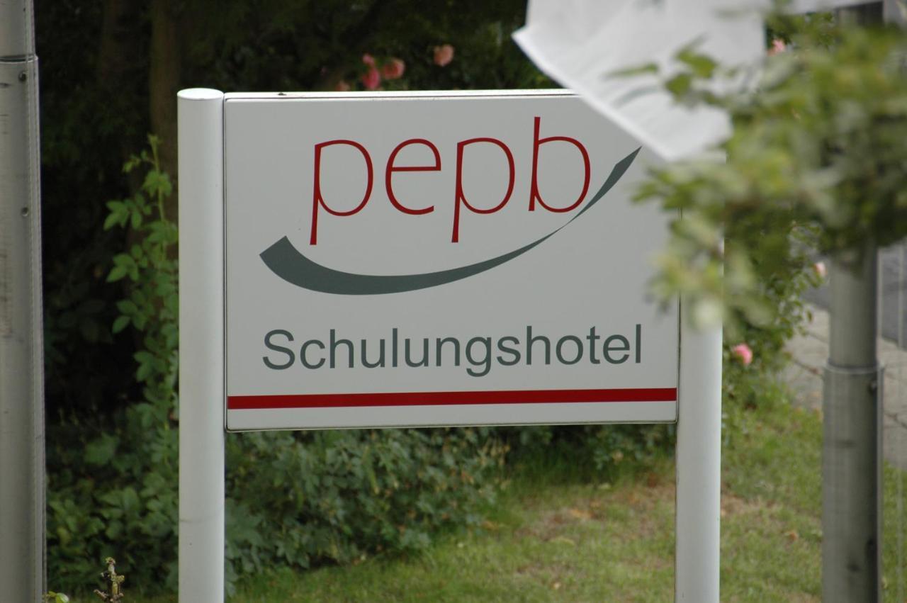 Pepb Schulungshotel Sarstedt Dış mekan fotoğraf