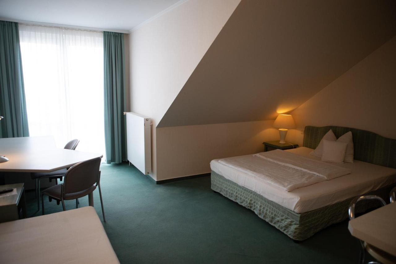 Pepb Schulungshotel Sarstedt Dış mekan fotoğraf